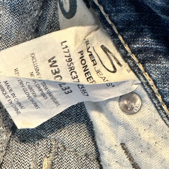 Silver jeans 30x33 - Picture 2 of 4